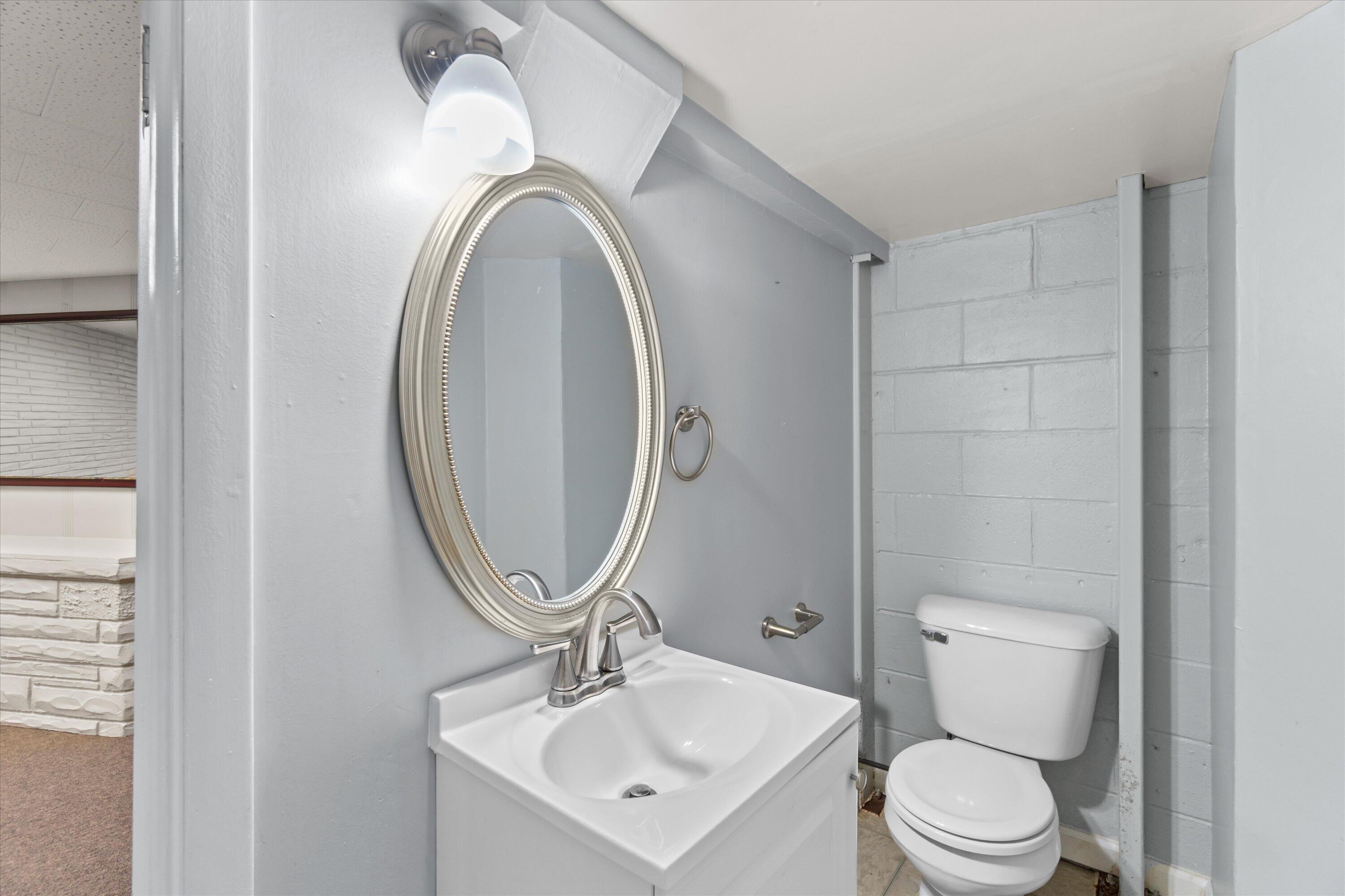4516 North 78th Street Milwaukee, WI 53218 - Photo 24 of 34 Bathroom - Lower