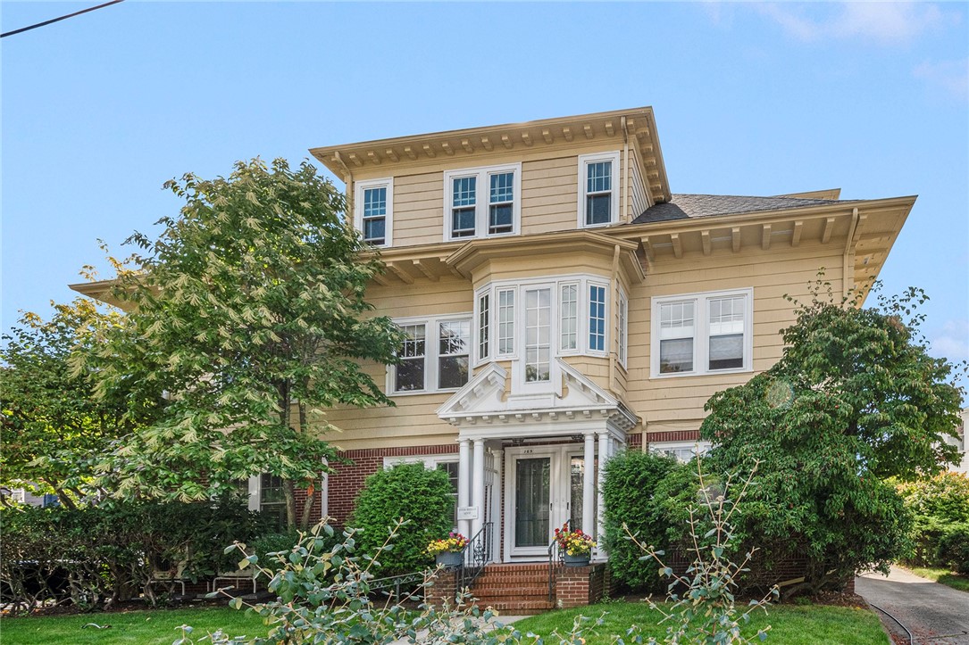 167 Emeline Street, Unit 3 Providence, RI 02906 - Photo 2 of 28