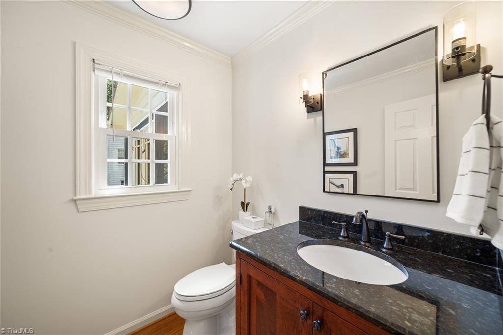 1015 Greenhurst Road Winston-Salem, NC 27104 - Photo 18 of 48