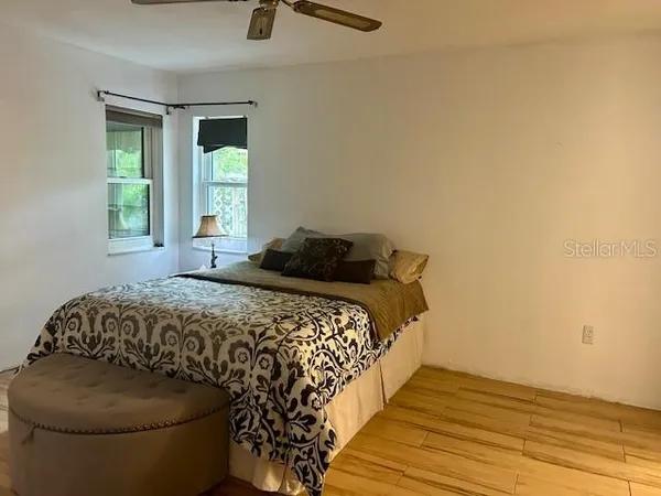 a view of walk in closet