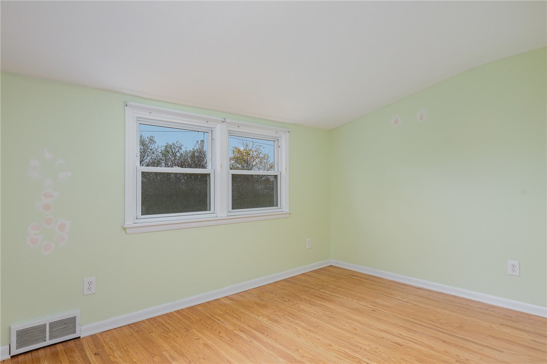 355 Orland Road Irondequoit, NY 14622 - Photo 23 of 34