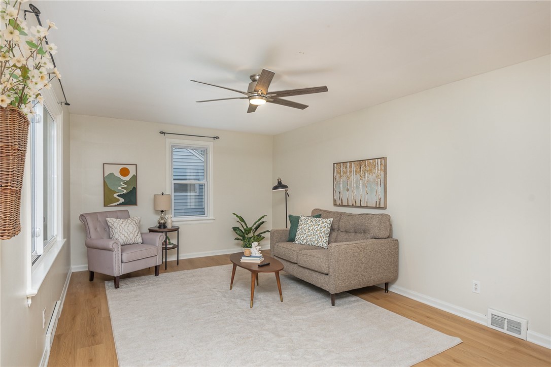 355 Orland Road Irondequoit, NY 14622 - Photo 4 of 34