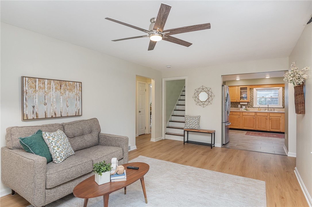 355 Orland Road Irondequoit, NY 14622 - Photo 5 of 34