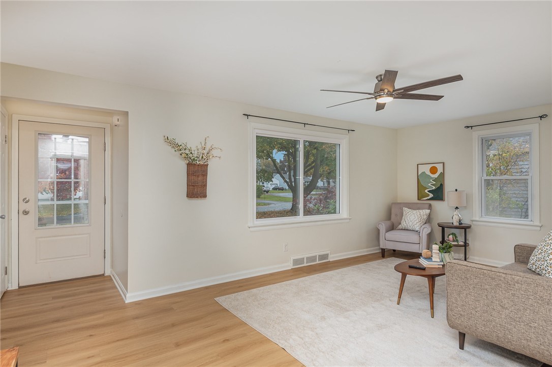 355 Orland Road Irondequoit, NY 14622 - Photo 7 of 34