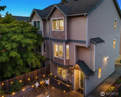 a view of a entryway door of the house