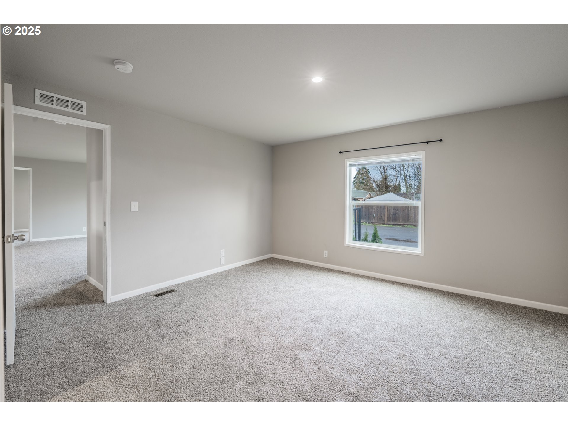 2560 Brown Road Northeast Salem, OR 97305 - Photo 14 of 30