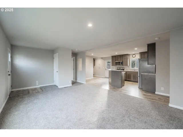 $409,900 | 2560 Brown Road Northeast, Salem, OR 97305