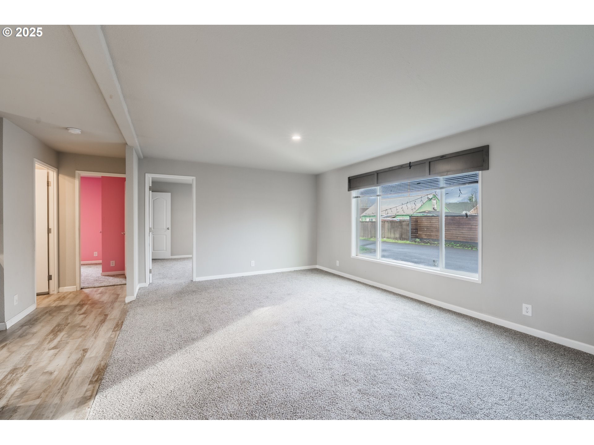 2560 Brown Road Northeast Salem, OR 97305 - Photo 5 of 30