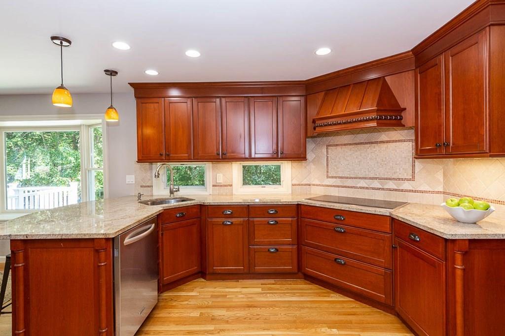 577 Lowell Street Lexington, MA 02420 - Photo 13 of 42 Gallery Image 13