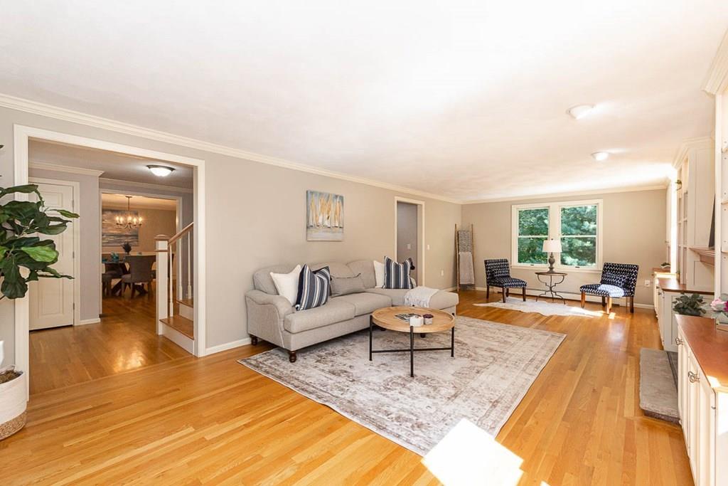 577 Lowell Street Lexington, MA 02420 - Photo 5 of 42 Gallery Image 5