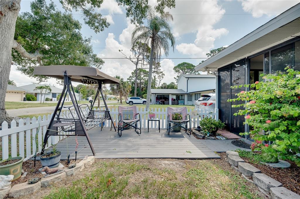4311 Pompano Road Venice, FL 34293 - Photo 7 of 69