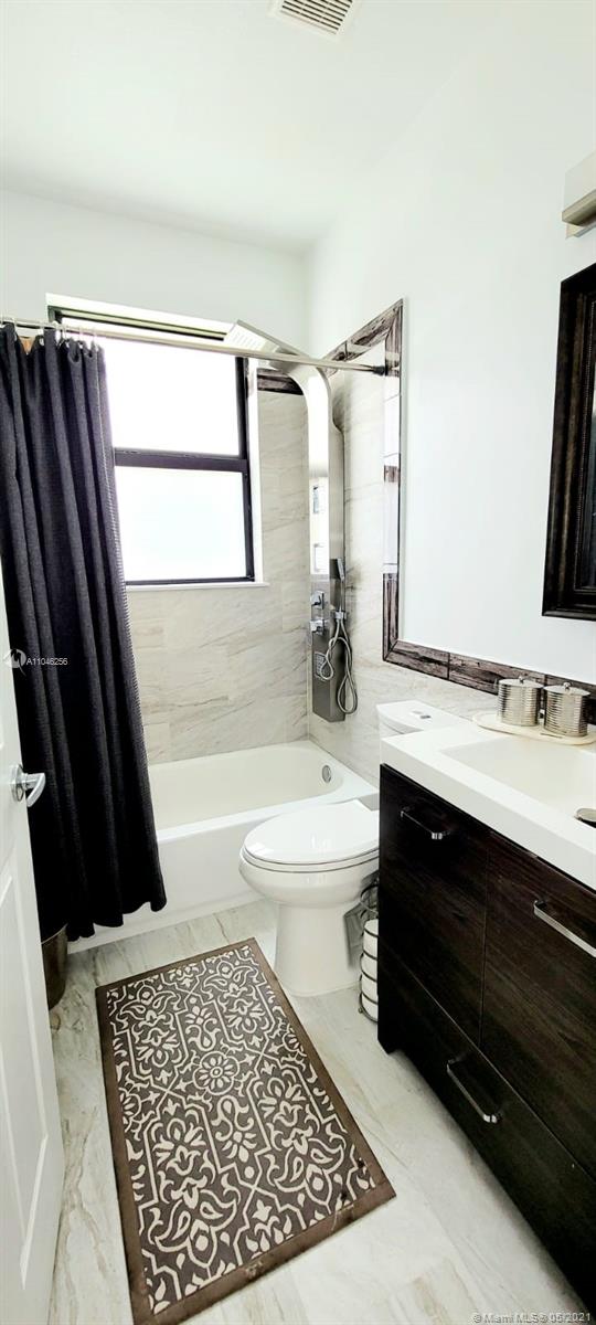 9125 Southwest 153rd Passage Miami, FL 33196 - Photo 6 of 35