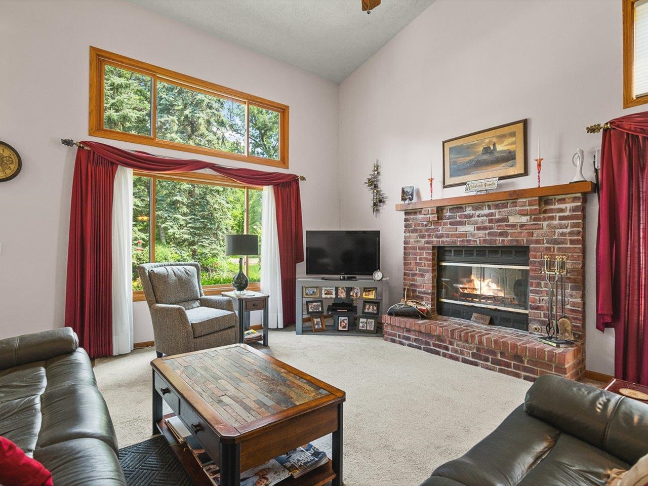 239 Rochester Road Northeast Poplar Grove, IL 61065 - Photo 7 of 47