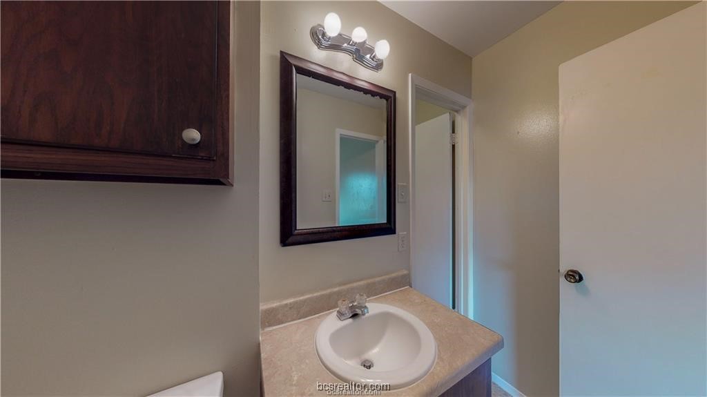 317 Manuel Drive, Unit B College Station, TX 77840 - Photo 17 of 22