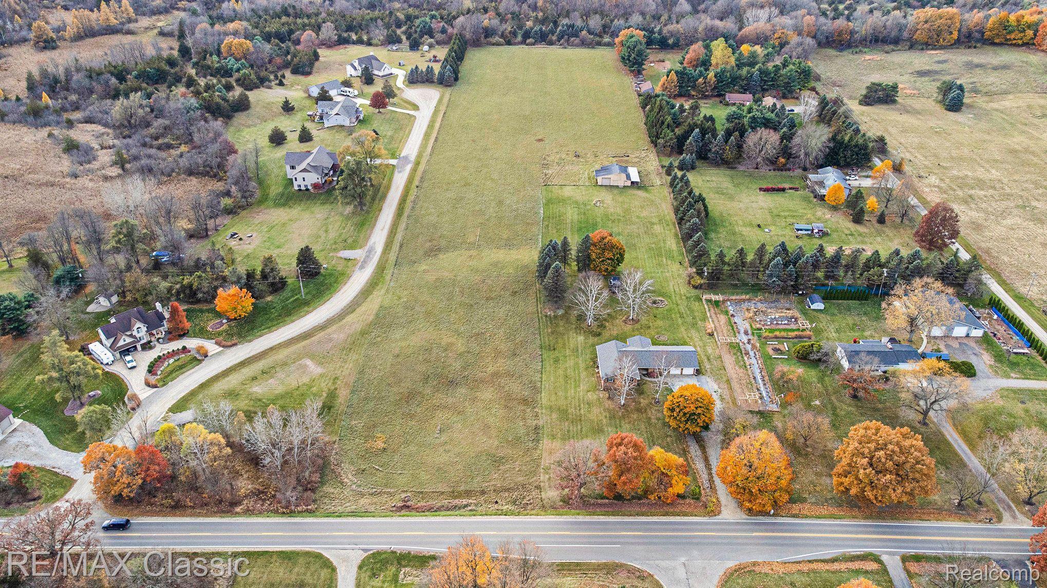 7788 Pettysville Road Pinckney, MI 48169 - Photo 5 of 29 Gallery Image 5