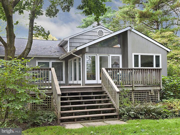 255 Russell Road Princeton, NJ 08540 - Photo 24 of 25 Exterior Back