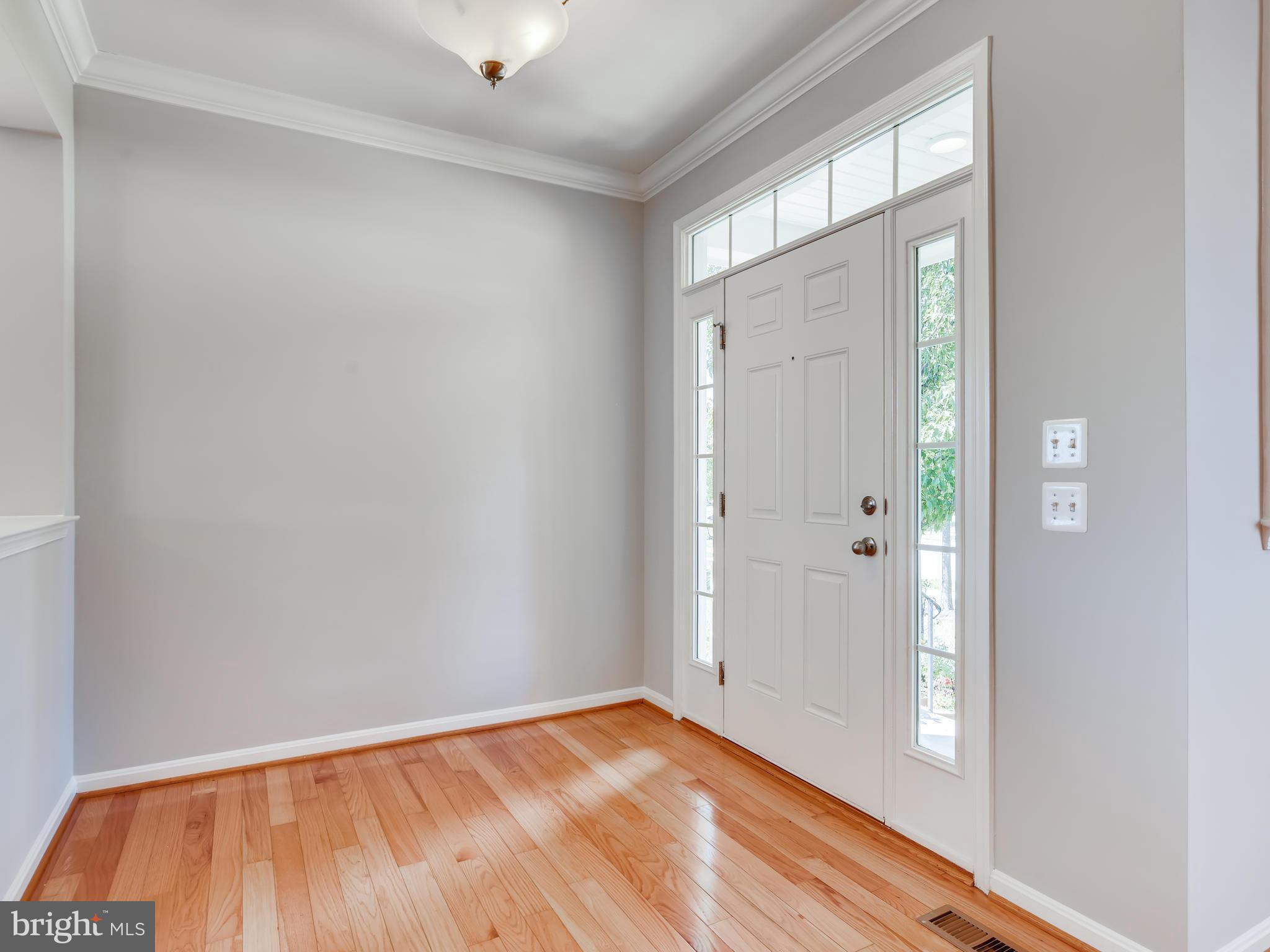 6709 Pebble Brooke Road Baltimore, MD 21209 - Photo 3 of 58