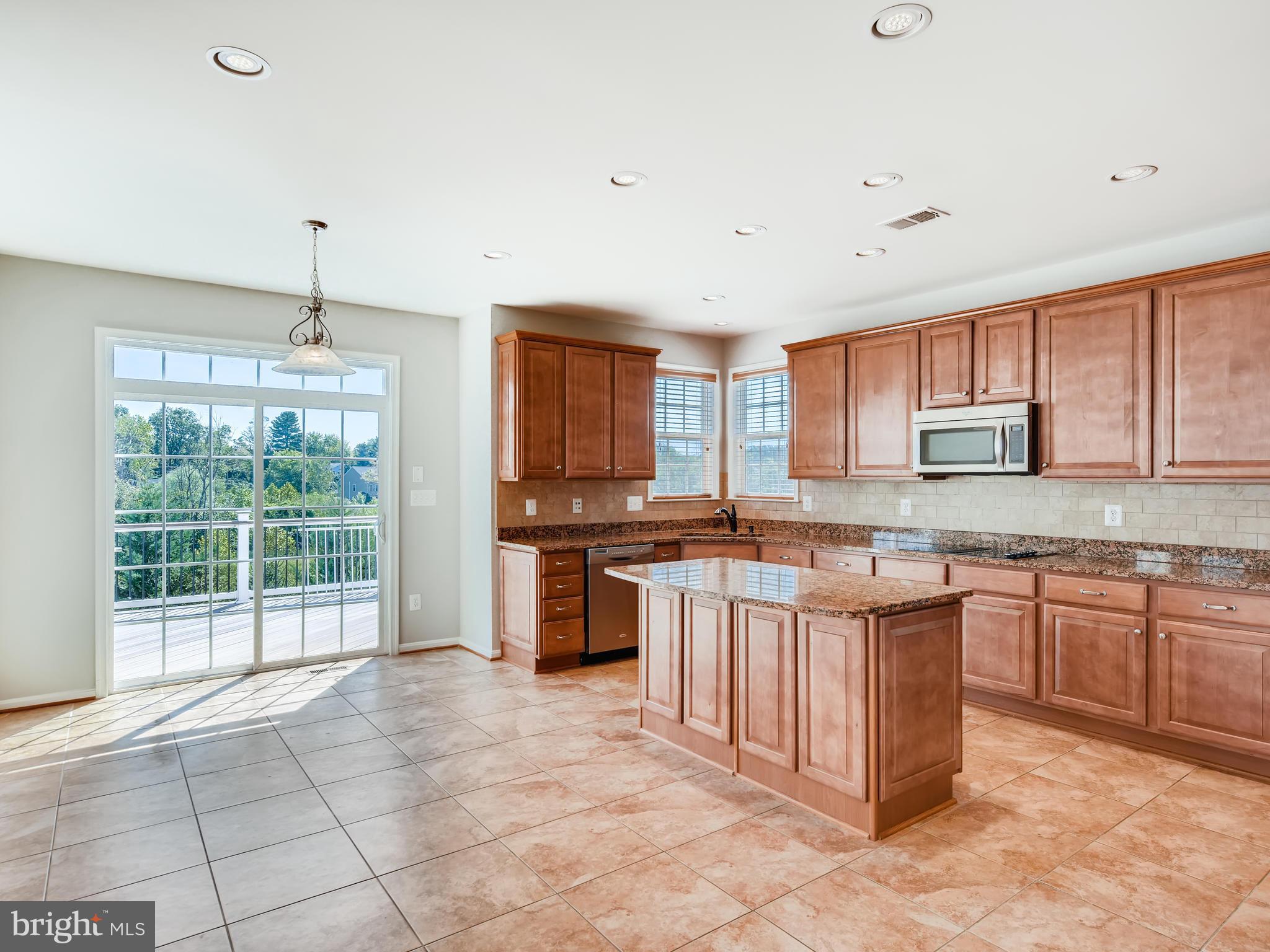6709 Pebble Brooke Road Baltimore, MD 21209 - Photo 10 of 58