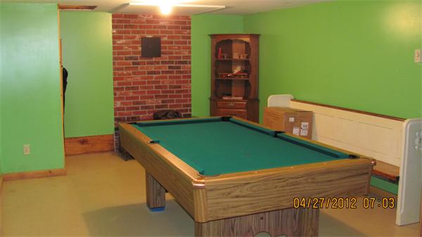 73 Strong Road Southampton, MA 01073 - Photo 17 of 19 a room with a table