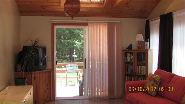 73 Strong Road Southampton, MA 01073 - Photo 7 of 19 a living room with furniture and a window