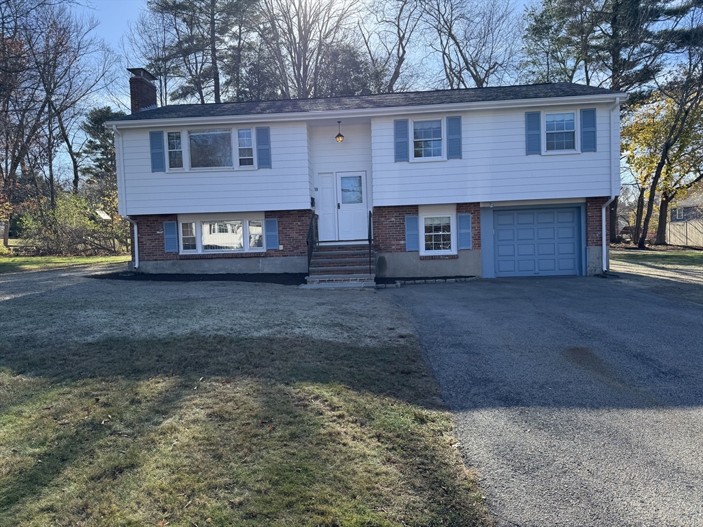 18 Fencourt Road Canton, MA 02021 - Photo 3 of 35