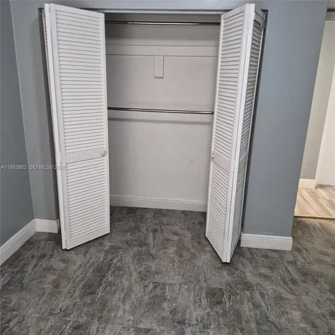 a view of a house with an empty door