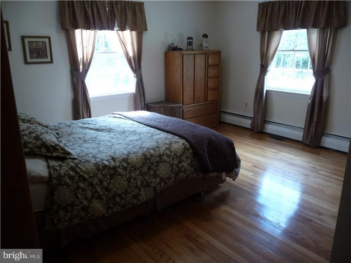 5 Jonathan Way Washington Crossing, PA 18977 - Photo 16 of 24