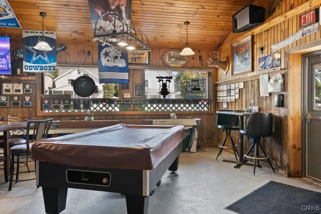 $380,000 | 9646 Us Route 20, Bridgewater, NY 13313