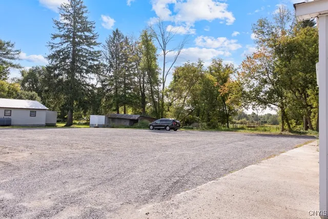 $380,000 | 9646 Us Route 20, Bridgewater, NY 13313