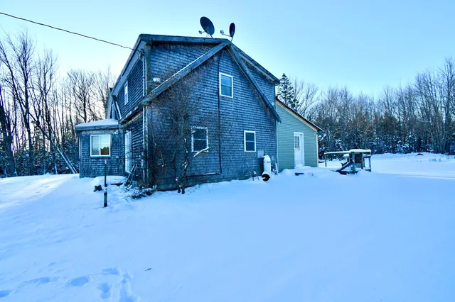 $209,000 | 378 Back Bay Road, Milbridge, ME 04658