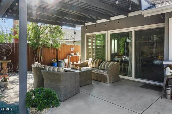 $869,900 | 472 Madreselva Court, Camarillo, CA 93012
