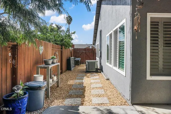 $869,900 | 472 Madreselva Court, Camarillo, CA 93012