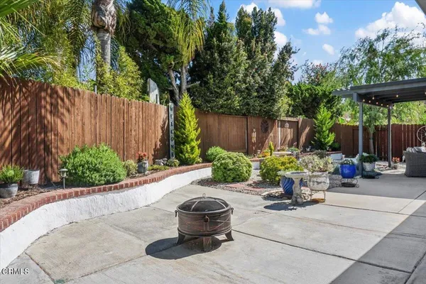 $869,900 | 472 Madreselva Court, Camarillo, CA 93012