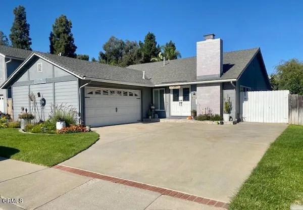 $869,900 | 472 Madreselva Court, Camarillo, CA 93012