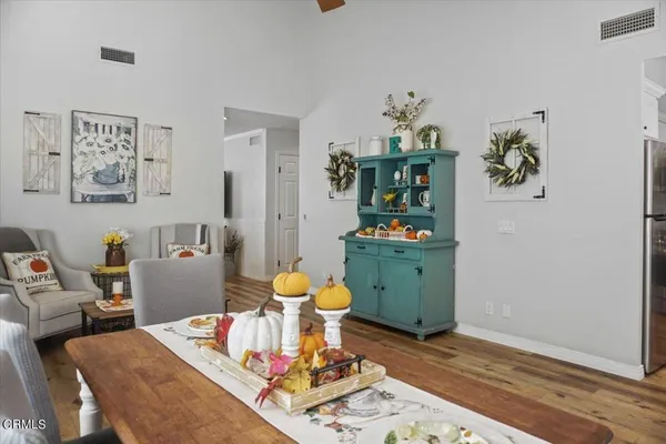 $869,900 | 472 Madreselva Court, Camarillo, CA 93012
