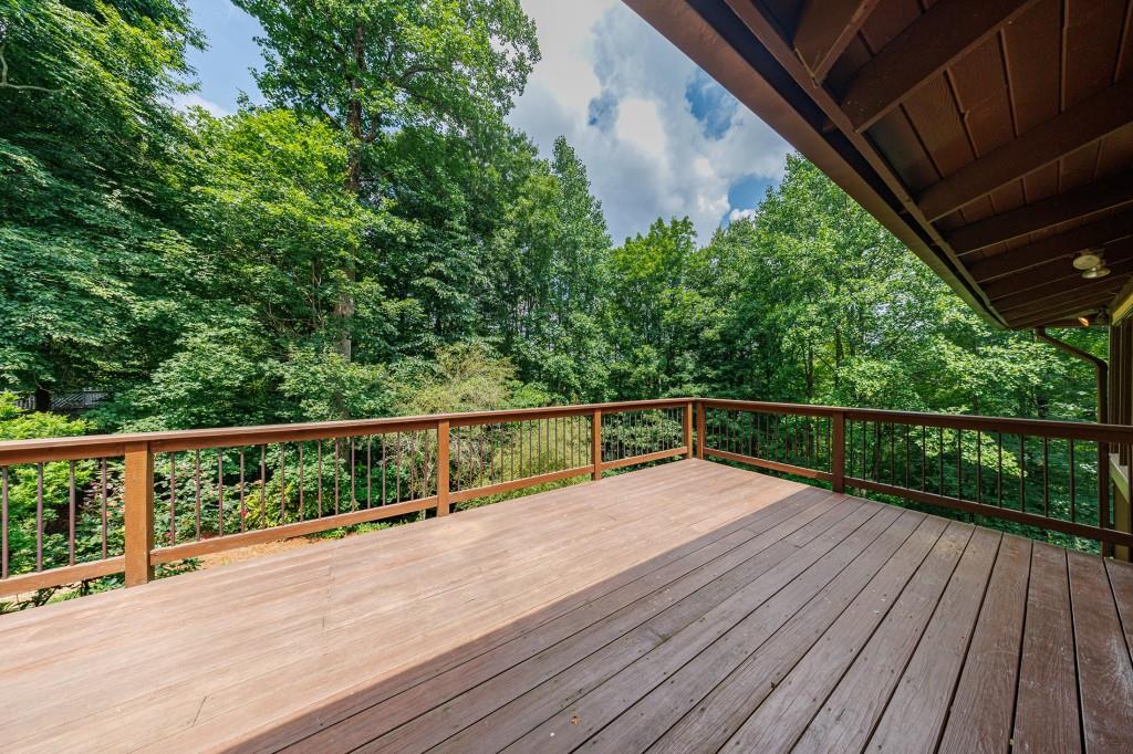 130 Huntcliff Point Northeast Sandy Springs, GA 30350 - Photo 18 of 61