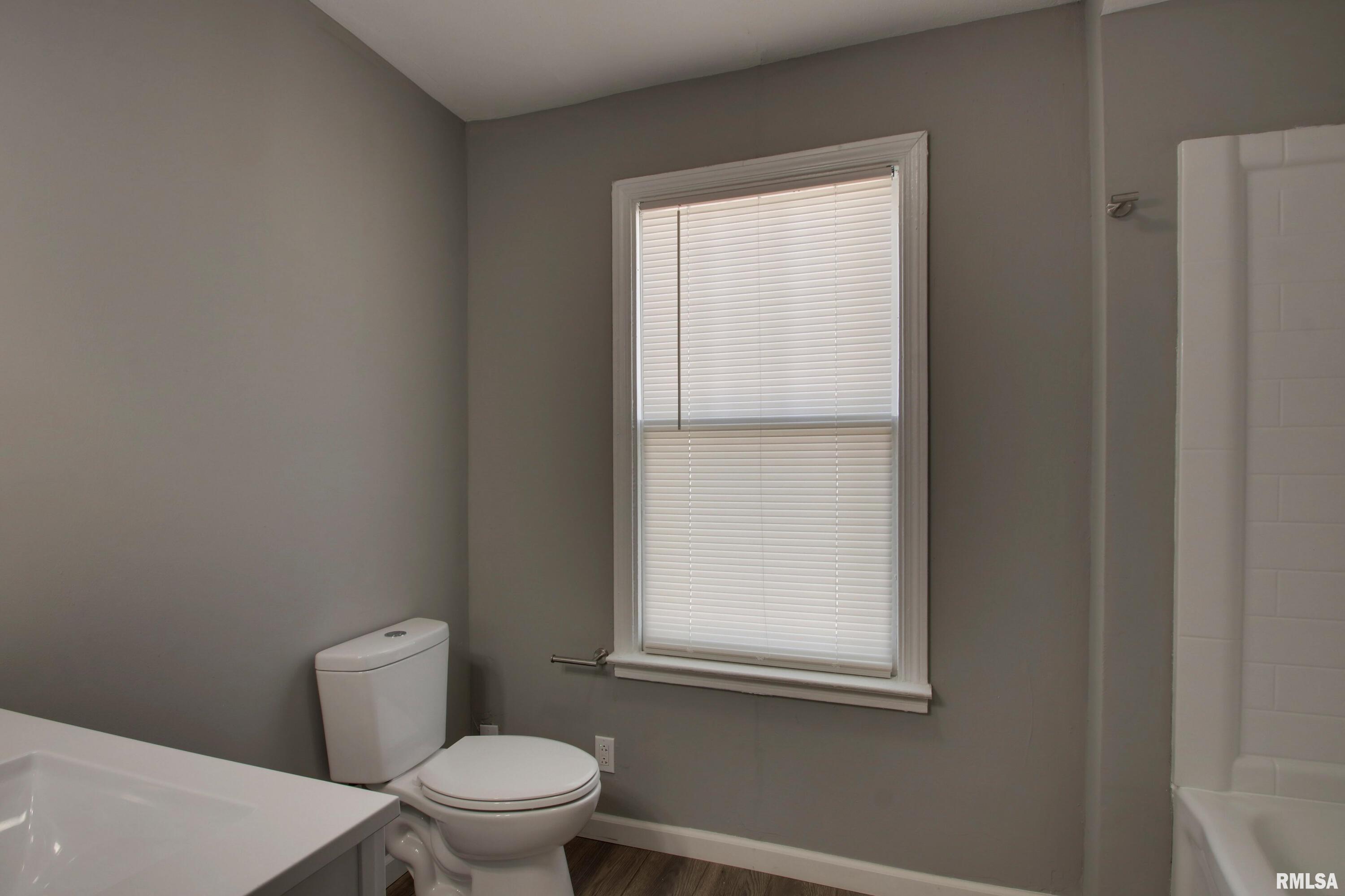 216 Smith Street Ursa, IL 62376 - Photo 11 of 17