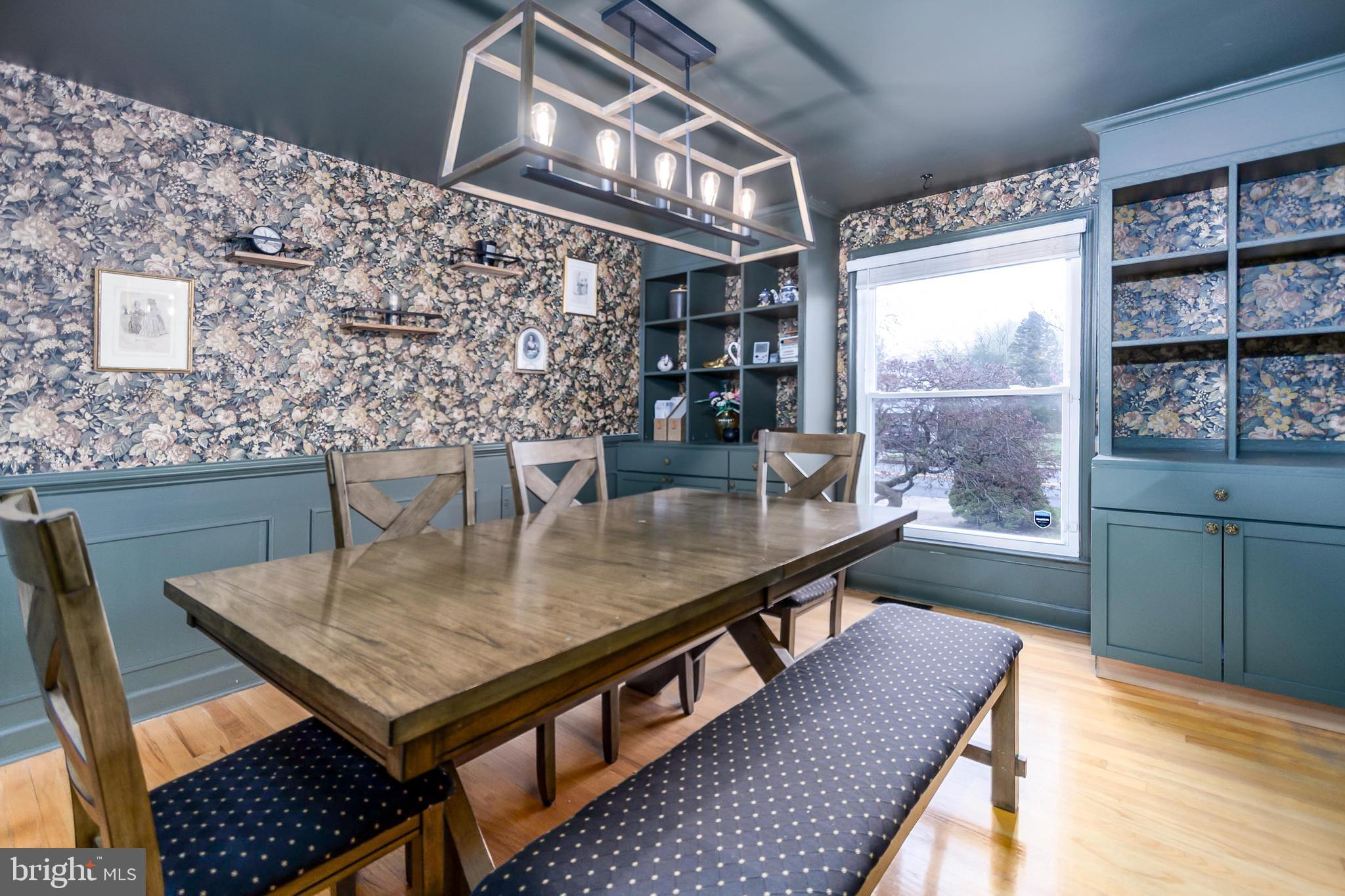 2401 Eastridge Road Lutherville-Timonium, MD 21093 - Photo 16 of 36 Dining Room w/Built Ins