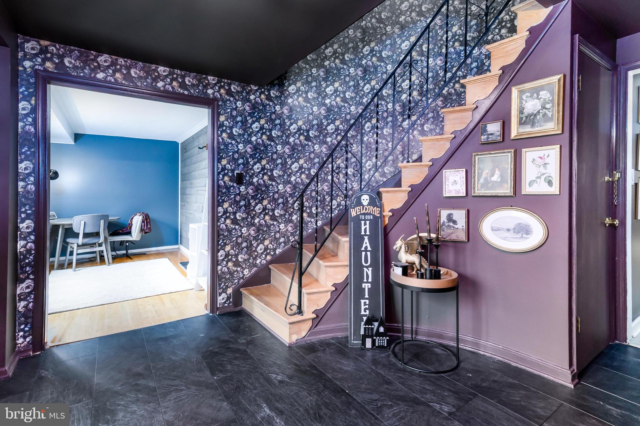 2401 Eastridge Road Lutherville-Timonium, MD 21093 - Photo 2 of 36 Foyer