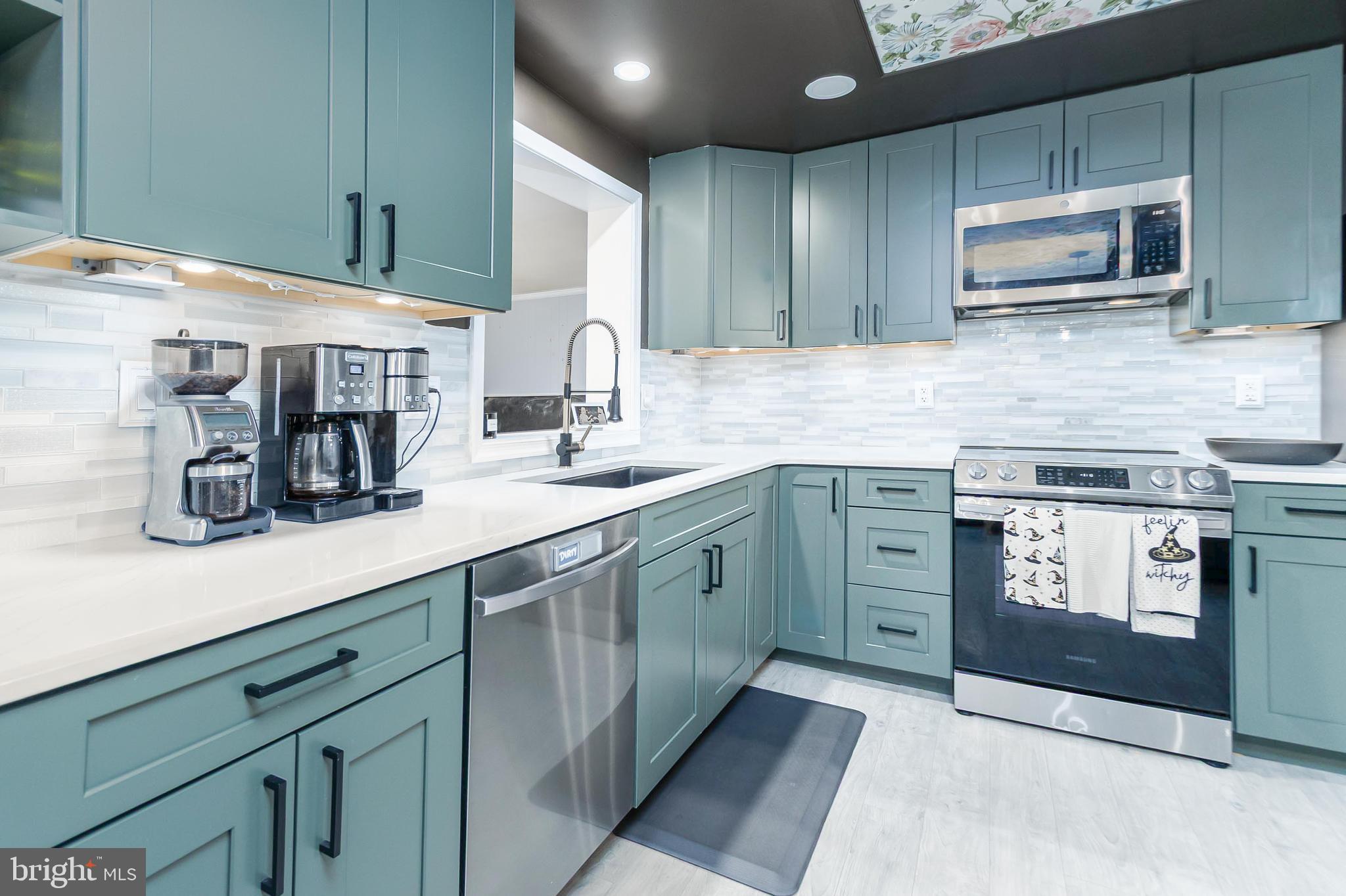 2401 Eastridge Road Lutherville-Timonium, MD 21093 - Photo 8 of 36 Kitchen