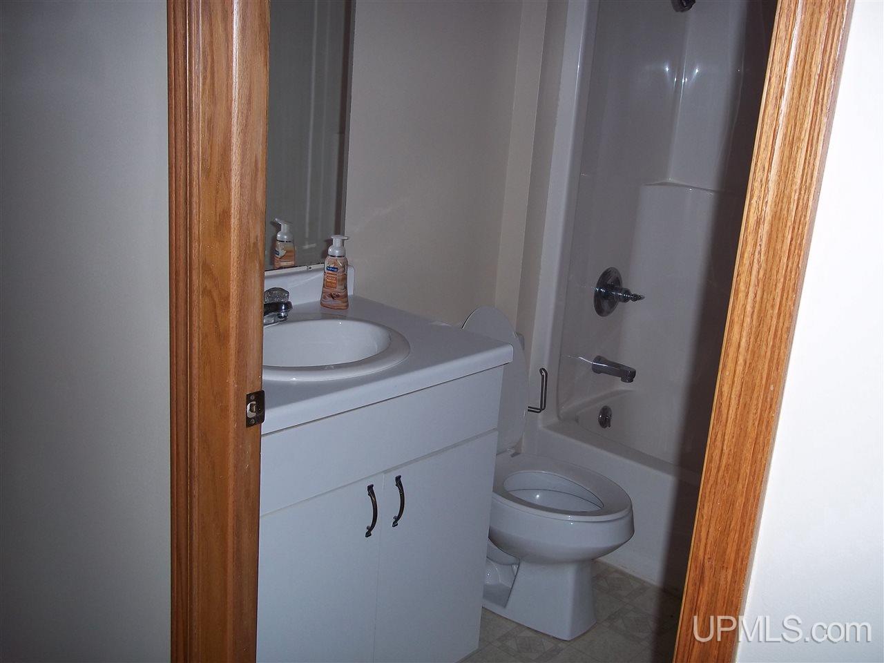 8953 Co Road Gladstone, MI 49837 - Photo 10 of 12