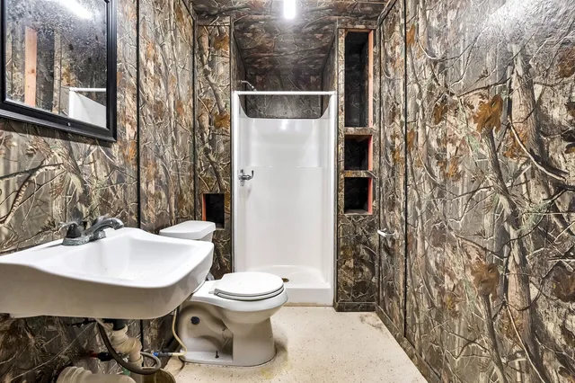 $329,000 | 5063 Highway 147, Zavalla, TX 75980