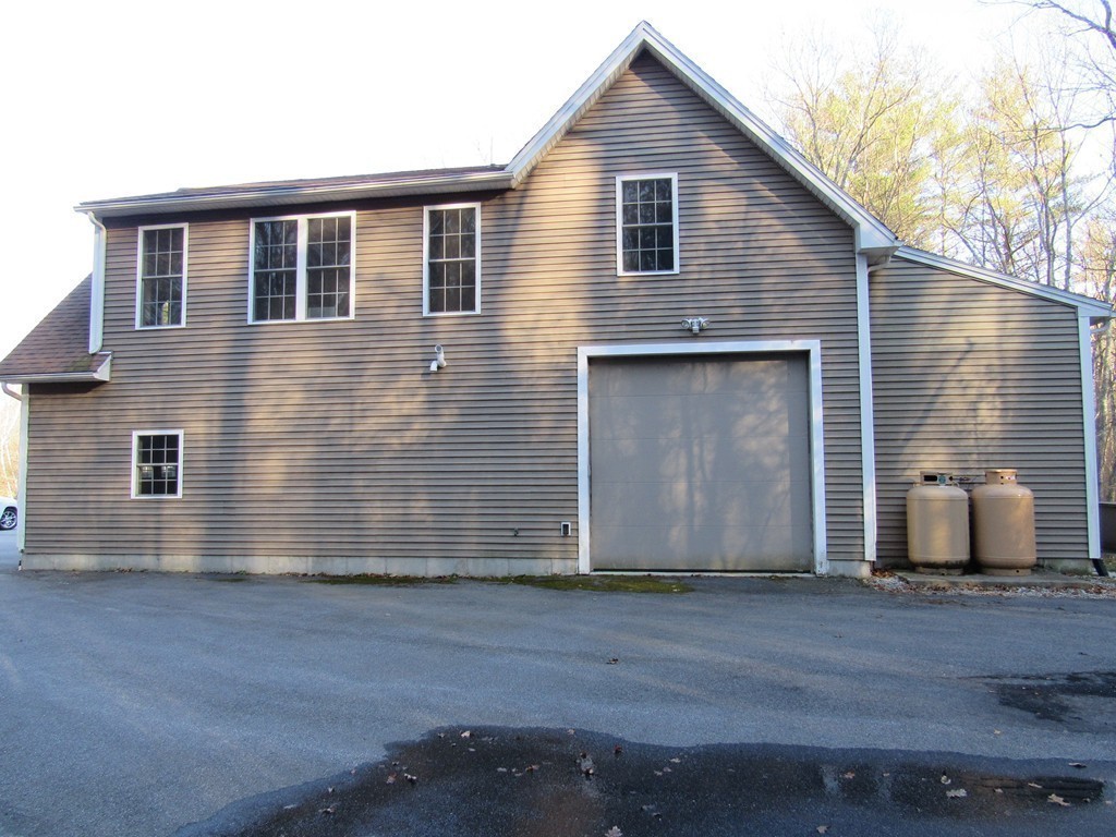 151 Moon Hill Road Northbridge, MA 01534 - Photo 21 of 29 Gallery Image 21