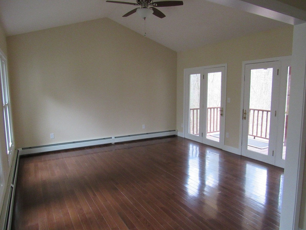 151 Moon Hill Road Northbridge, MA 01534 - Photo 4 of 29 Gallery Image 4