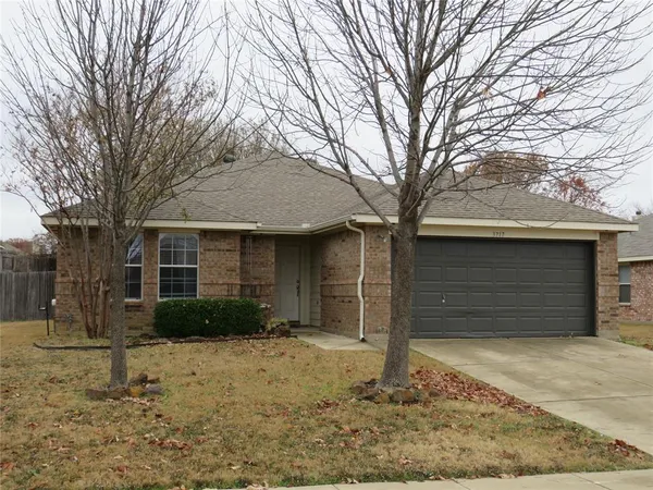 $2,099 | 3717 Beatriz Drive, Denton, TX 76207
