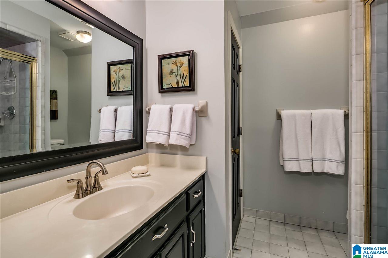 2572 Dolly Ridge Road Birmingham, AL 35243 - Photo 38 of 49