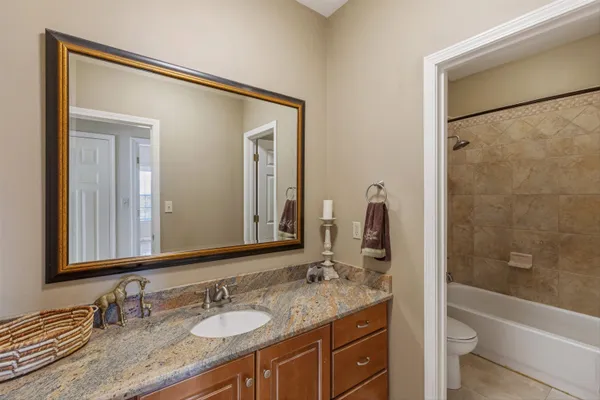 $535,000 | 4807 Nob Hill Drive, Bartlett, TN 38002