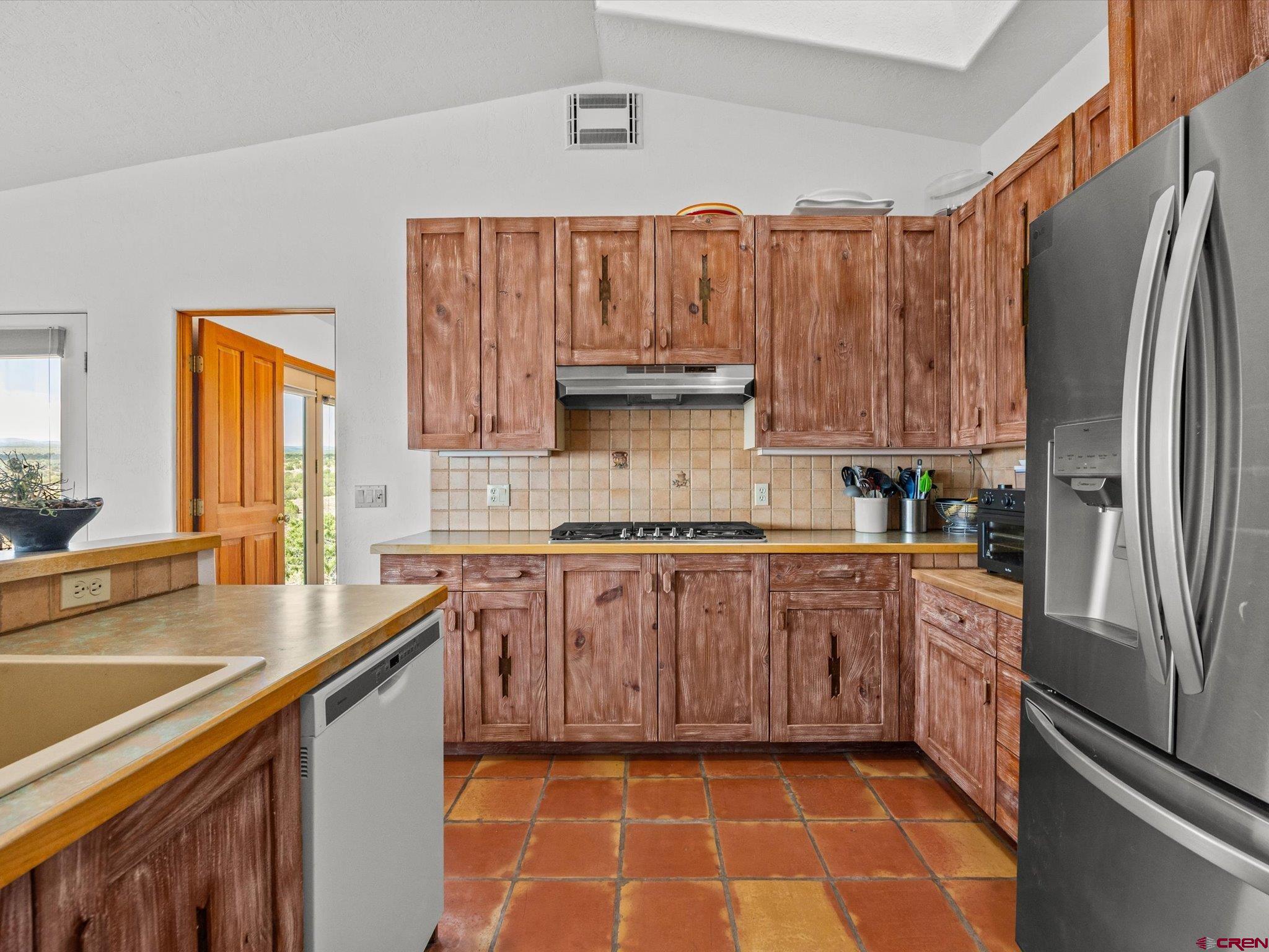 12214 Rim Road Montrose, CO 81403 - Photo 12 of 45 Gallery Image 12
