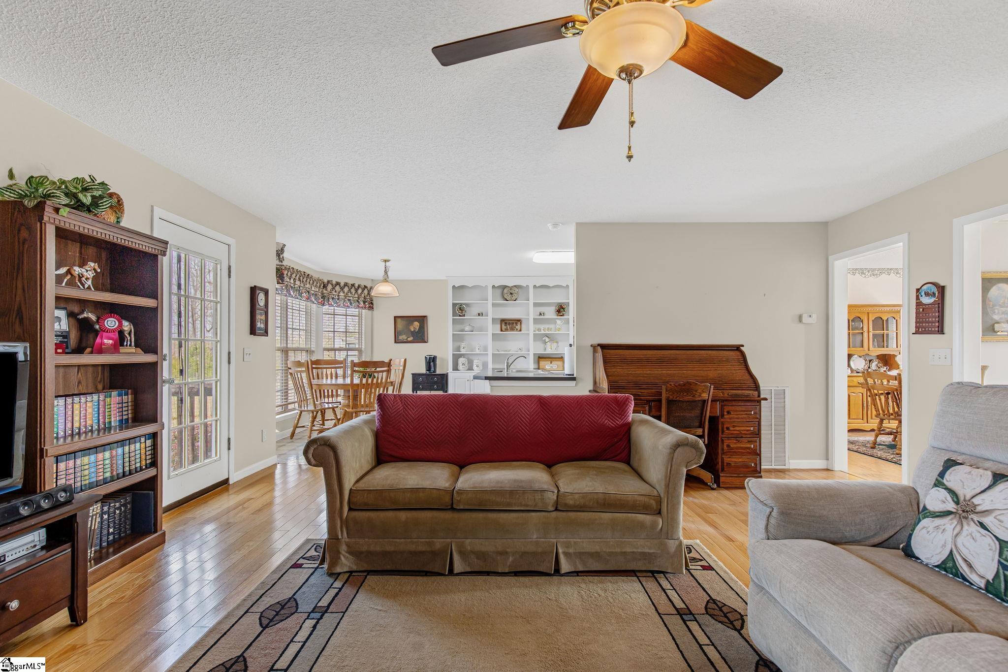 3206 Highway 252 Laurens, SC 29360 - Photo 29 of 47