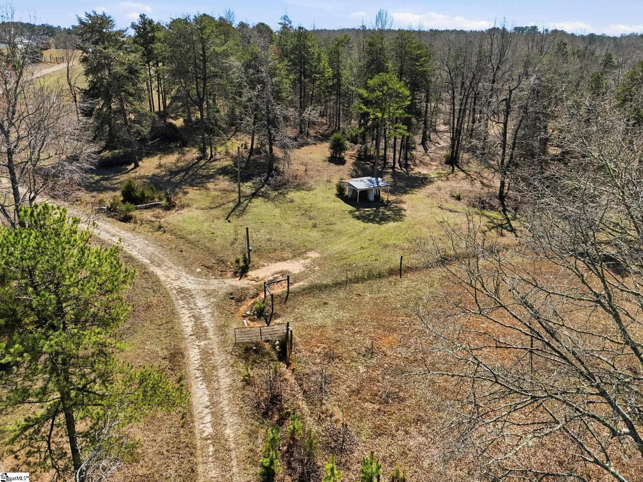 3206 Highway 252 Laurens, SC 29360 - Photo 6 of 47